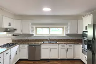 119 Ridge Ln, Geneva, IL 60134 - Photo 9