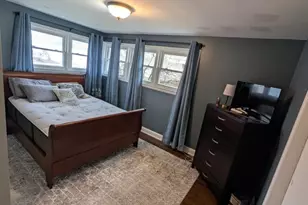 5151 Chase Ave, Skokie, IL 60077 - Photo 9