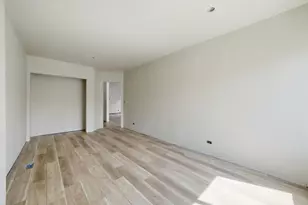 8016 S Perry Ave, Chicago, IL 60620 - Photo 19
