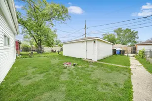 12908 S Peoria St, Chicago, IL 60643 - Photo 13