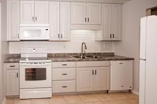 1405 E Central Rd, Arlington Heights, IL 60005 - Photo 7