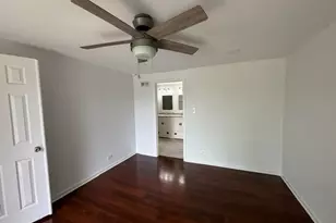 620 Academy Ct, Schaumburg, IL 60194 - Photo 9