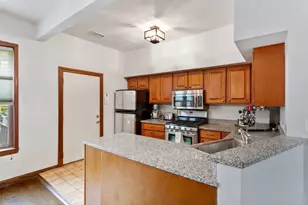 4336 N Kenmore Ave, Chicago, IL 60613 - Photo 19