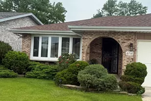 6716 W 89th Pl, Oak Lawn, IL 60453 - Photo 7