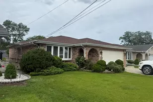 6716 W 89th Pl, Oak Lawn, IL 60453 - Photo 3