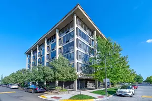 345 E Eastgate Pl, Chicago, IL 60616 - Photo 1