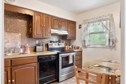 1740 Felten Road, Aurora, IL 60505 - Photo 7