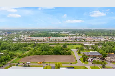 1740 Felten Road, Aurora, IL 60505 - Photo 21