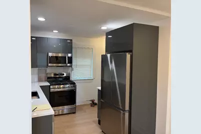 7351 S Whipple Street, Chicago, IL 60629 - Photo 3