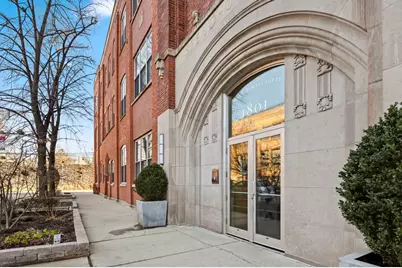 1801 W Larchmont Avenue #404, Chicago, IL 60613 - Photo 1