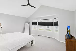 246 Red Hawk Rd, Hampshire, IL 60140 - Photo 15