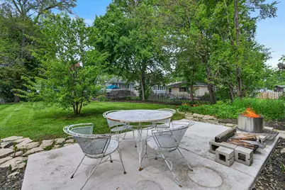 201 S Illinois Avenue, Villa Park, IL 60181 - Photo 15