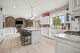 19057 S Saddlebrook Dr, Shorewood, IL 60404 - Photo 7