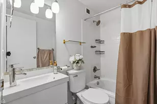 4343 N Clarendon Ave, Chicago, IL 60613 - Photo 11