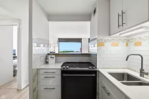 4343 N Clarendon Ave, Chicago, IL 60613 - Photo 5