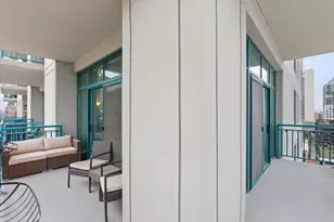 340 W Superior St, Chicago, IL 60654 - Photo 9