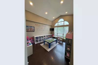 1844 S Robin Court, Libertyville, IL 60048 - Photo 7