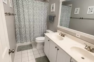 1844 S Robin Ct, Libertyville, IL 60048 - Photo 15
