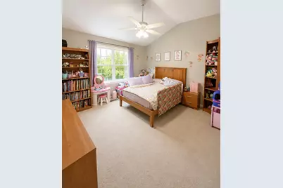 1844 S Robin Court, Libertyville, IL 60048 - Photo 11