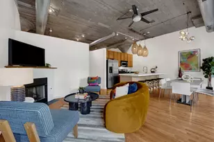 1033 W 14th Pl, Chicago, IL 60608 - Photo 9
