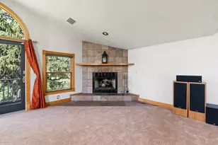 204 Freemont St, Durand, IL 61024 - Photo 3