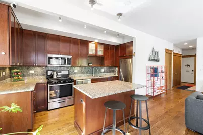 1803 W Huron Street #2, Chicago, IL 60622 - Photo 11