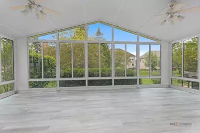 332 Colonial Drive, Vernon Hills, IL 60061 - Photo 11