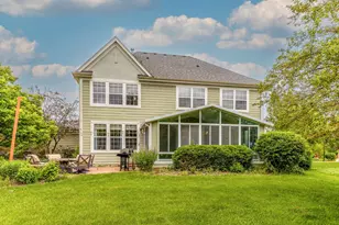 332 Colonial Dr, Vernon Hills, IL 60061 - Photo 29