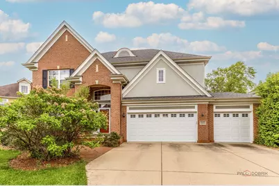332 Colonial Drive, Vernon Hills, IL 60061 - Photo 1