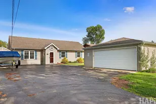 707 Kingston Blvd, McHenry, IL 60050 - Photo 3
