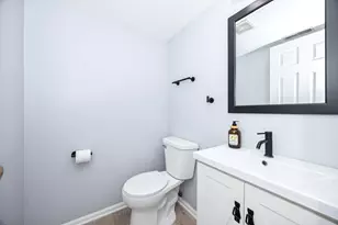 1673 Waterford Rd, North Aurora, IL 60542 - Photo 13