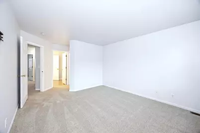 1673 Waterford Road, North Aurora, IL 60542 - Photo 17