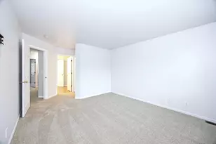 1673 Waterford Rd, North Aurora, IL 60542 - Photo 17