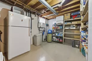 1417 Lee Ln, Spring Grove, IL 60081 - Photo 33
