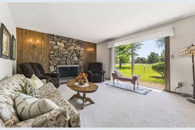 1417 Lee Lane, Spring Grove, IL 60081 - Photo 7