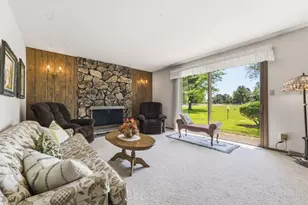 1417 Lee Ln, Spring Grove, IL 60081 - Photo 7