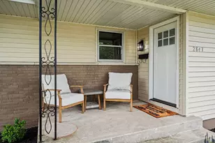 2847 194th St, Lansing, IL 60438 - Photo 3