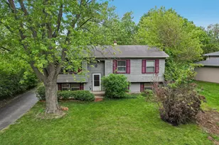 332 Everett Ave, Crystal Lake, IL 60014 - Photo 1