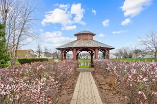 1014 Edinburgh Ct, Joliet, IL 60431 - Photo 25