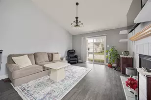 1014 Edinburgh Ct, Joliet, IL 60431 - Photo 7