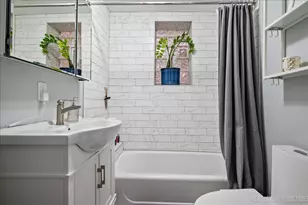 2142 W 18th St, Chicago, IL 60608 - Photo 11