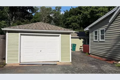 38280 N Wilson Avenue, Beach Park, IL 60087 - Photo 5