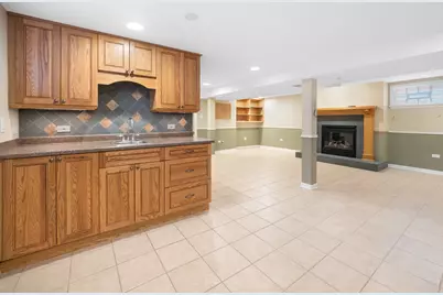 727 Harms Road, Glenview, IL 60025 - Photo 15