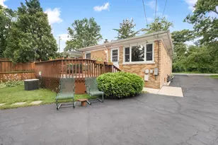 727 Harms Rd, Glenview, IL 60025 - Photo 25