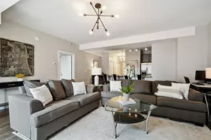 451 W Huron St, Chicago, IL 60654 - Photo 3