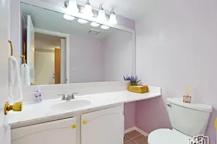 2090 S Valley Rd, Lombard, IL 60148 - Photo 33