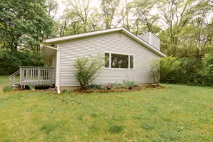 7 Magnolia Ct, Putnam, IL 61560 - Photo 3