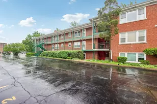 1855 Parkside Dr, Park Ridge, IL 60068 - Photo 1