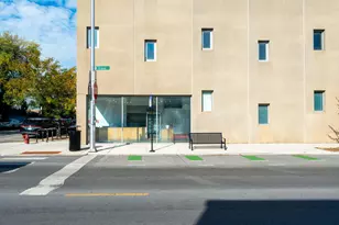2054 W Grand Ave, Chicago, IL 60612 - Photo 3