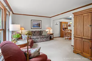27W180 Chestnut Ln, Winfield, IL 60190 - Photo 3